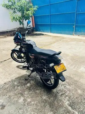 Bajaj Discover 100 2011