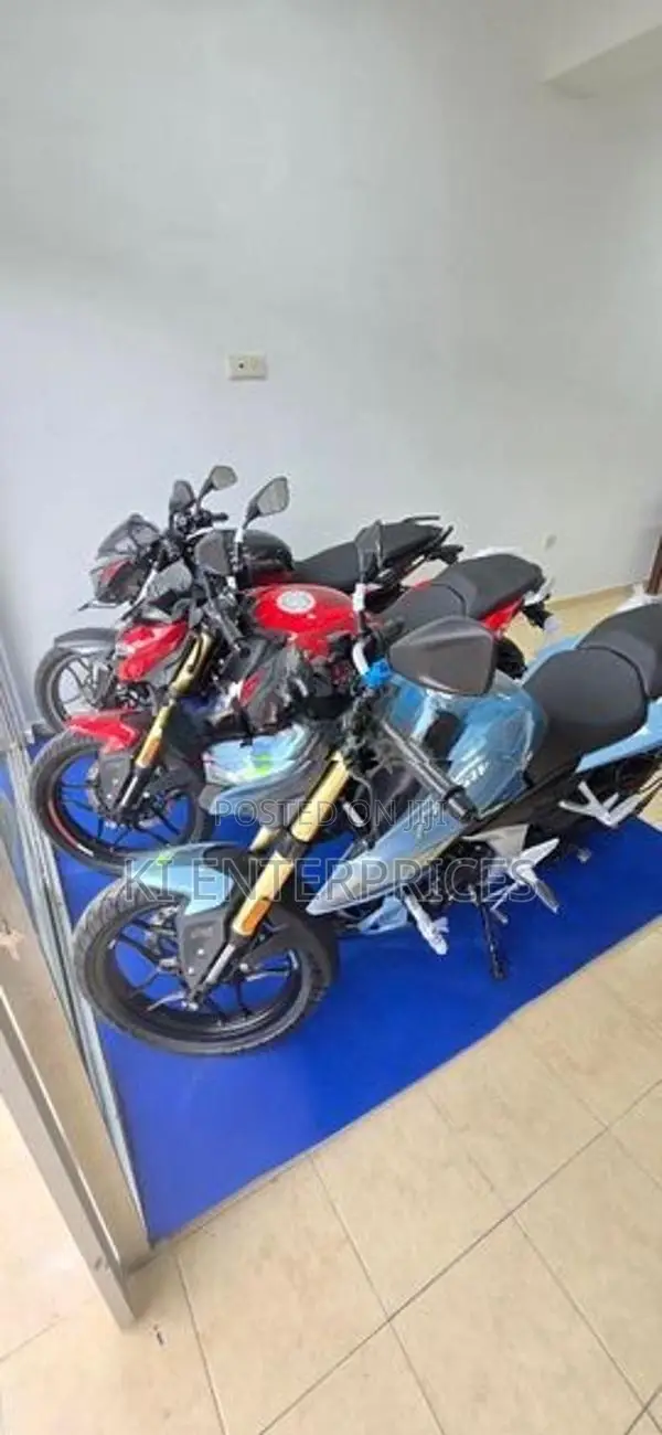 Bajaj Pulsar N160 Premium 2026