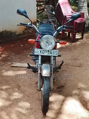 Bajaj Boxer 2012