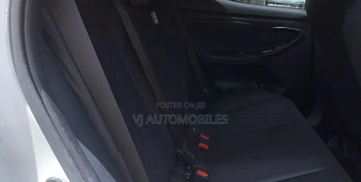 Toyota Yaris x 2024