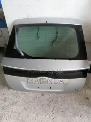 Toyota Prius (NHW 20) Complete Dicky Door - Reconditioned
