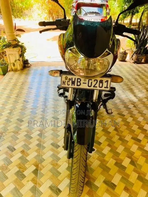 Bajaj Discover 150 2011