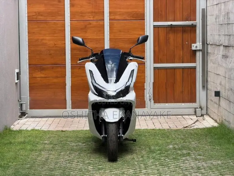Honda PCX 125 Japanese Spec 2026