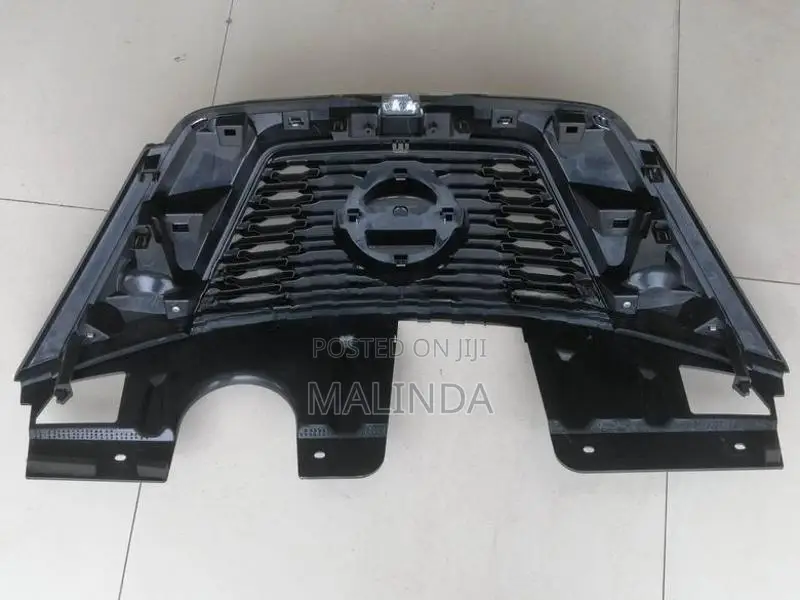 Nissan X-Trail (HNT32) Front Shell - Reconditioned