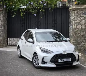 Toyota Yaris X 2024