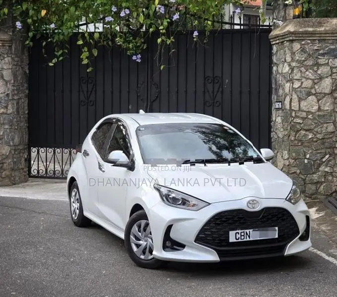 Toyota Yaris X 2024