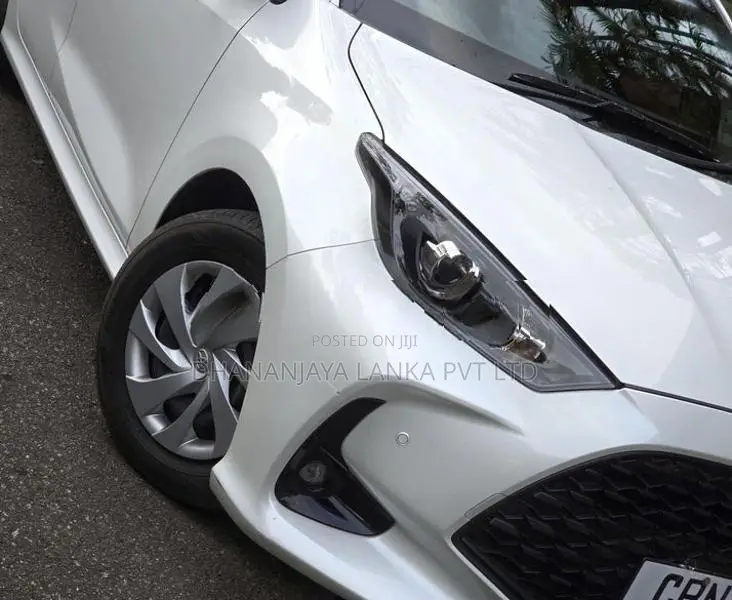 Toyota Yaris X 2024