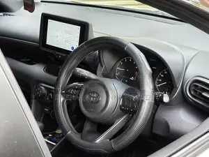 Toyota Yaris X 2024