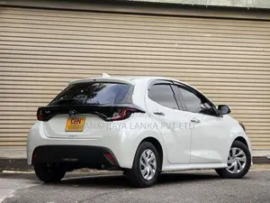 Toyota Yaris X 2024