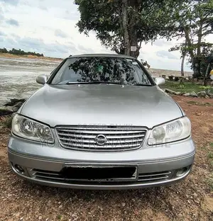 Nissan Sunny N17 2007