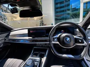 BMW i7 xDrive60 2023