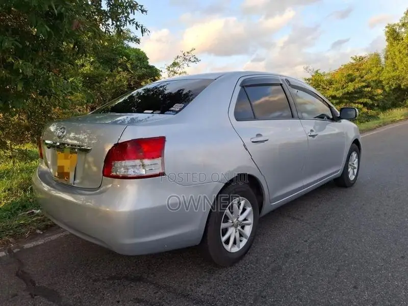Toyota Belta 2009