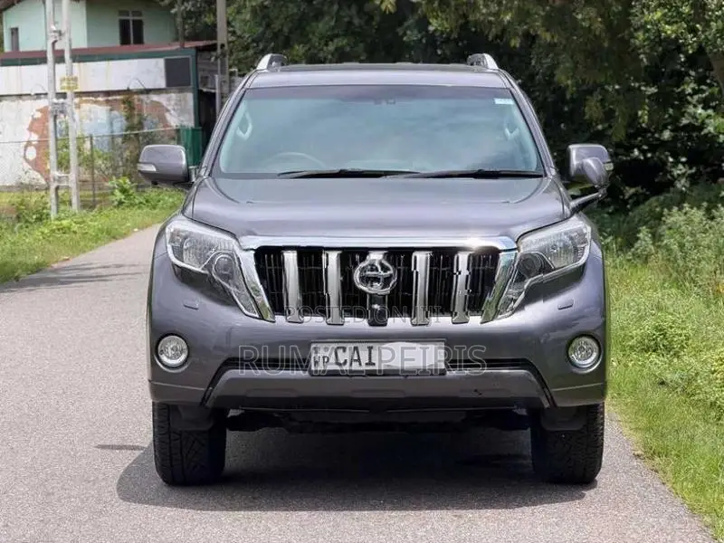 Toyota Land Cruiser Prado TX 2015