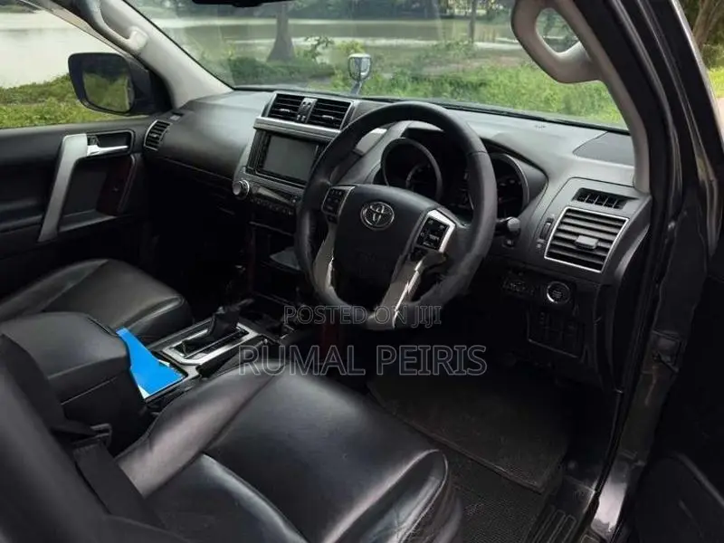 Toyota Land Cruiser Prado TX 2015