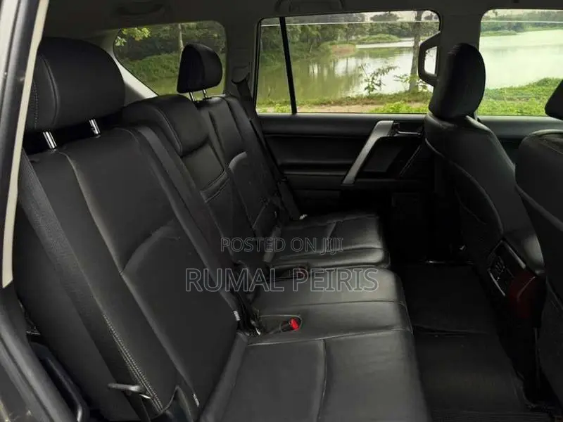 Toyota Land Cruiser Prado TX 2015