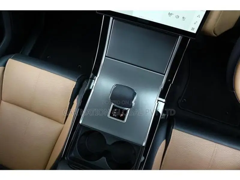 Land Rover Range Velar Dynamic HSE P400e 2025