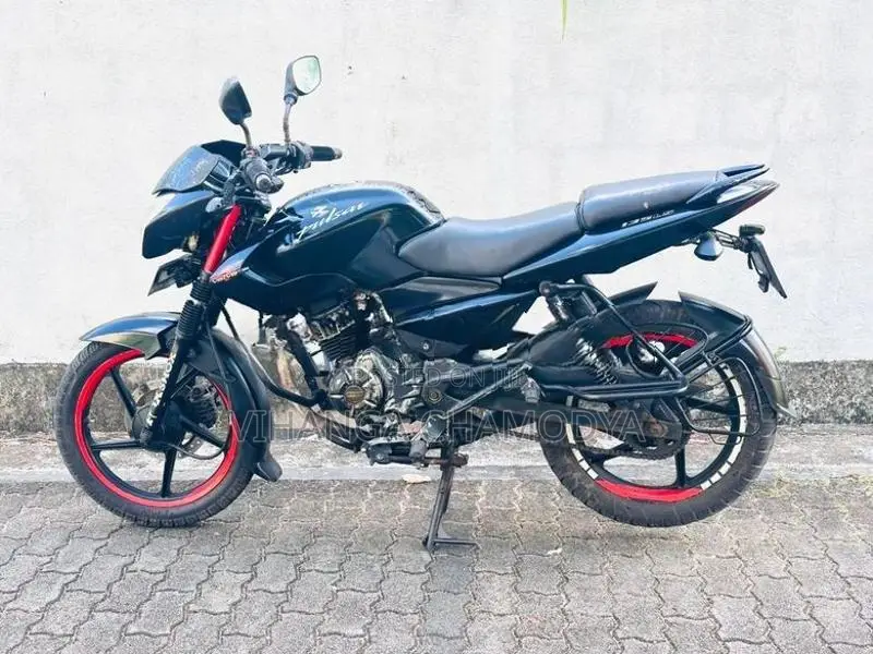 Bajaj Pulsar 135 2015