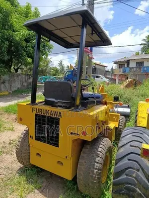 Furukawa FL 60 Loader