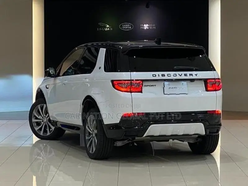 Land Rover Discovery Sport Dynamic HSE P300e 2025