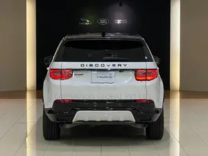 Land Rover Discovery Sport Dynamic HSE P300e 2025