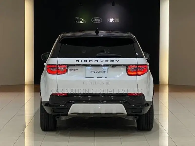 Land Rover Discovery Sport Dynamic HSE P300e 2025