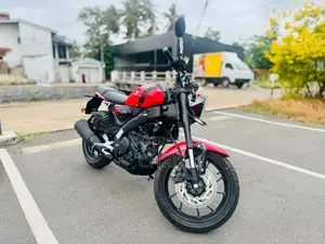 Yamaha XSR 155 RED 2026