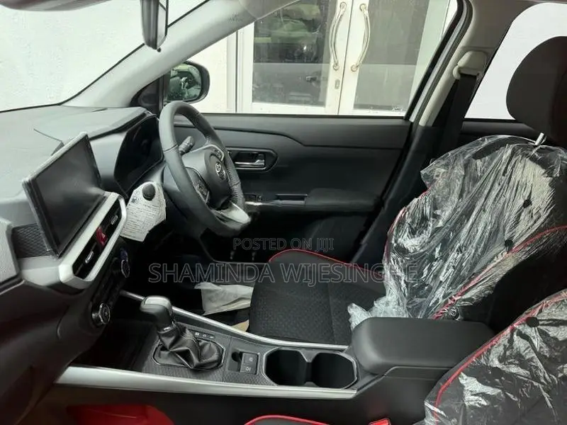 Toyota Raize Z - Hybrid Bodykit 2025