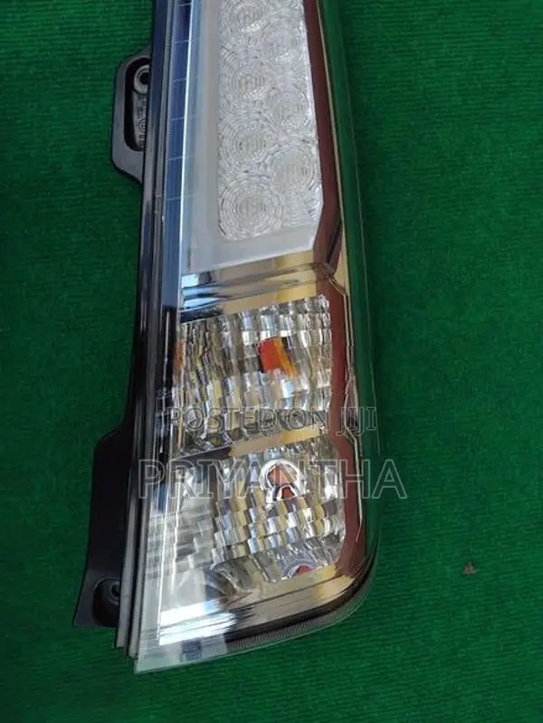 Suzuki Wagon R 44s Right side tail light
