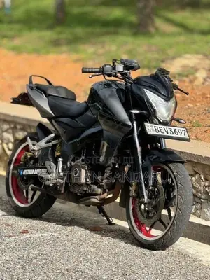 Bajaj Pulsar NS200 2016