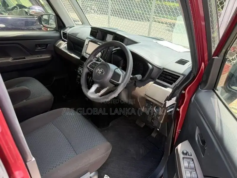 Toyota Roomy G Grade 2023