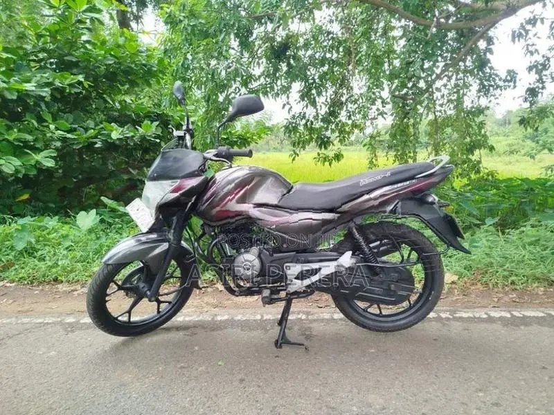 Bajaj Discover 125 M 2015