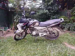 Bajaj Discover 125 M 2015