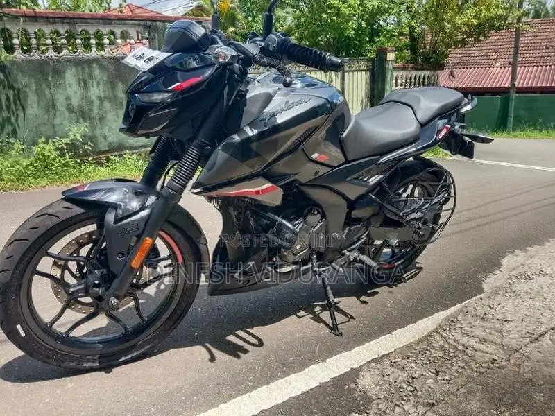 Bajaj Pulsar N160 2025