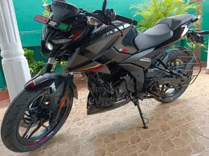 Bajaj Pulsar N160 2025