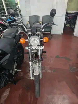 Suzuki GN 125 2025