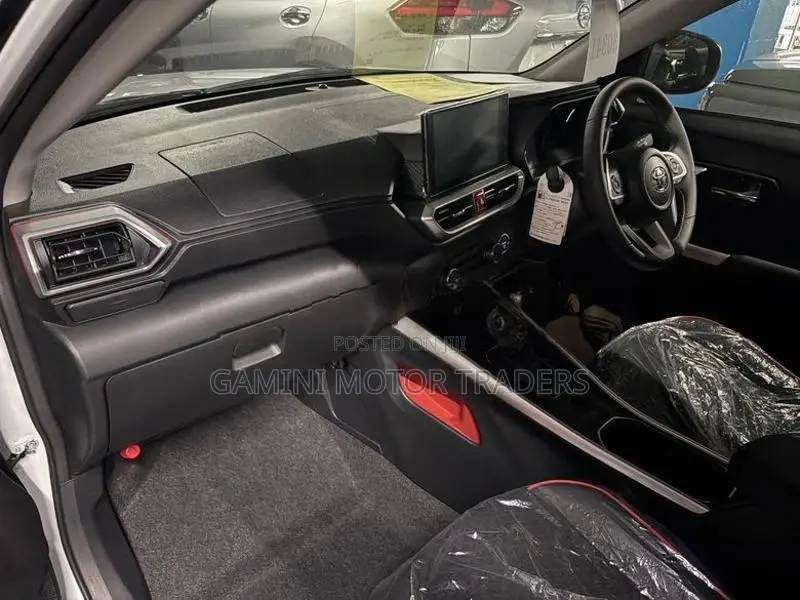 Toyota Raize ZBsm 4Way Appleplay 2026