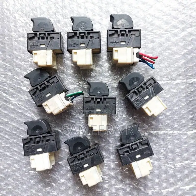 NissanFb14Sb14P11R11FN15PowerShutterSwitch for Car