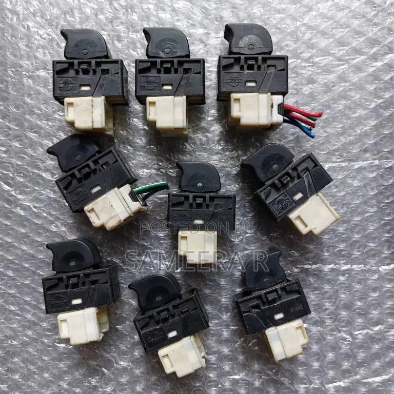NissanFb14Sb14P11R11FN15PowerShutterSwitch for Car