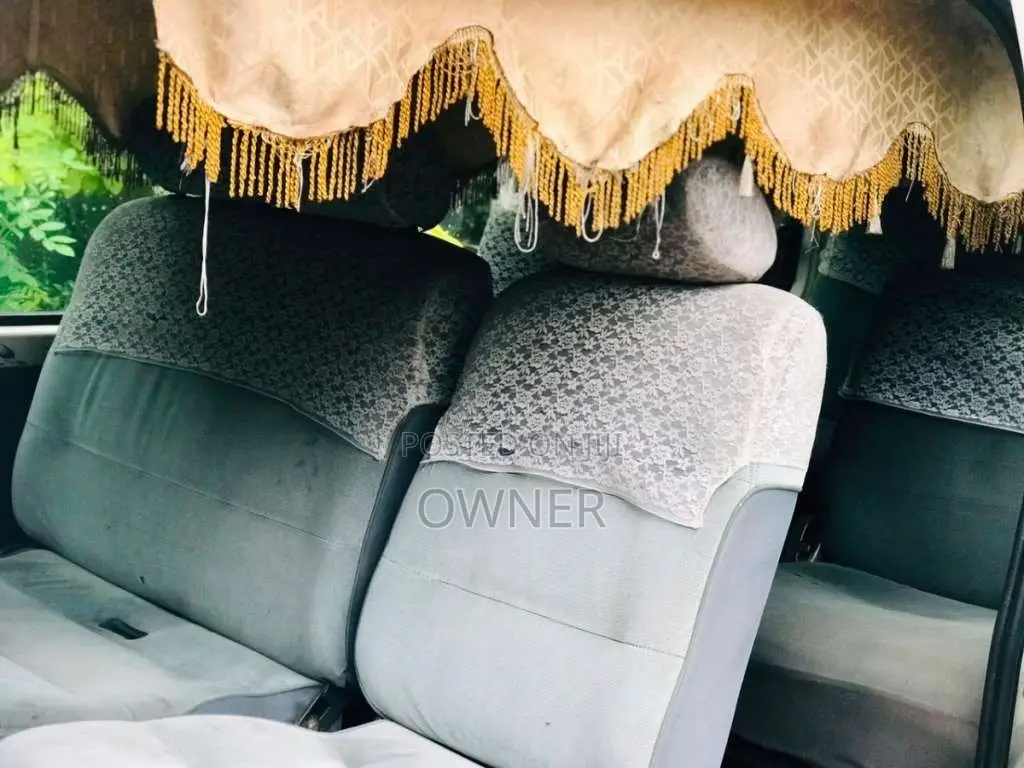 Nissan Caravan 1998 Van (Used)