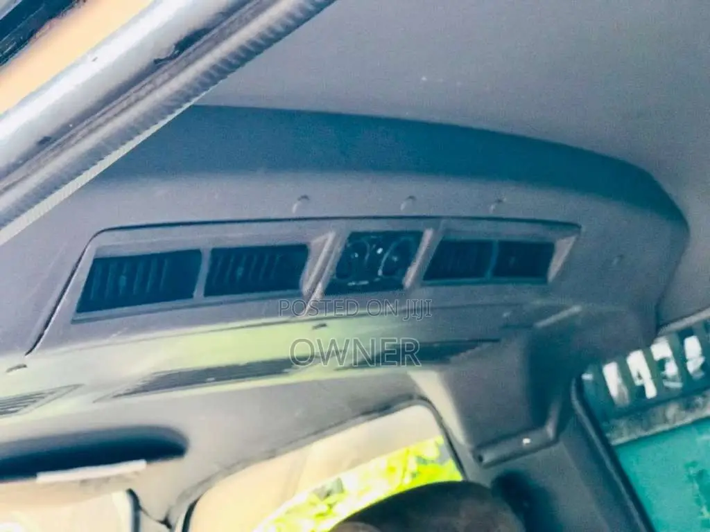 Nissan Caravan 1998 Van (Used)