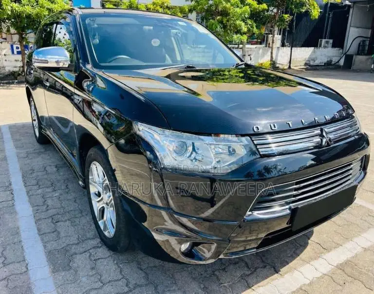 Mitsubishi Outlander 2014 SUV (Used)