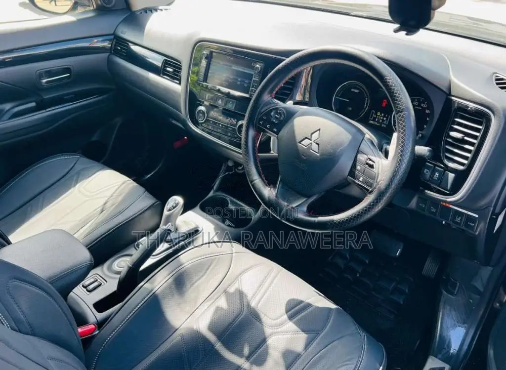 Mitsubishi Outlander 2014 SUV (Used)