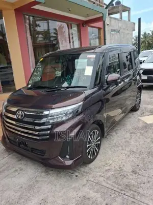 Toyota Roomy 2025 Car (Used)