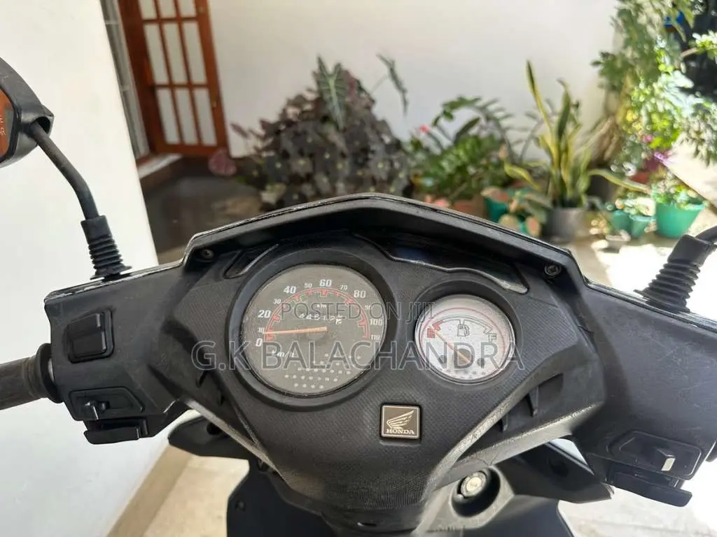 Honda Dio 2014 Motorbike (Used)