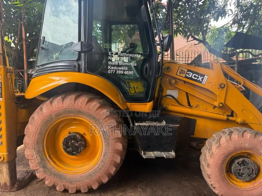 JCB 3CX 2005 Heavy-Duty Brand New