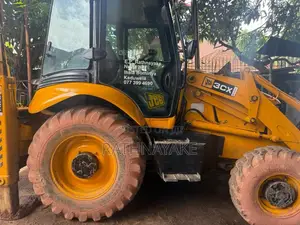 JCB 3CX 2005 Heavy-Duty Brand New