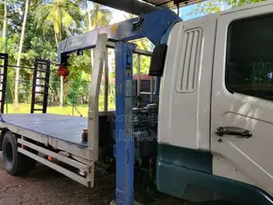 Mitsubishi Boom Truck 1991 Heavy-Duty (Used)