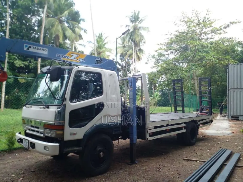 Mitsubishi Boom Truck 1991 Heavy-Duty (Used)