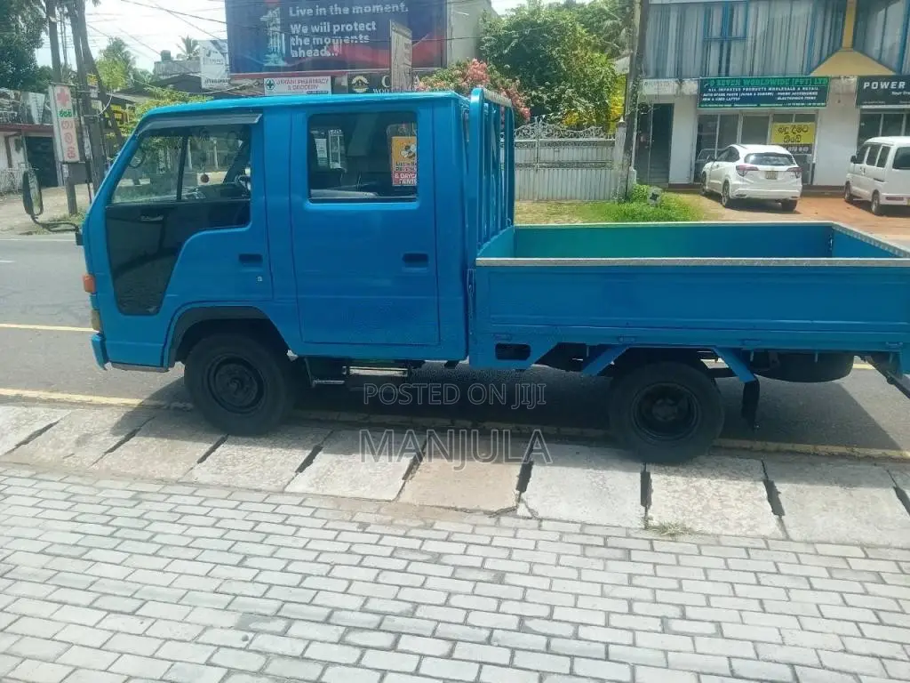 Isuzu TLD 1980 Crew Cab (Used)
