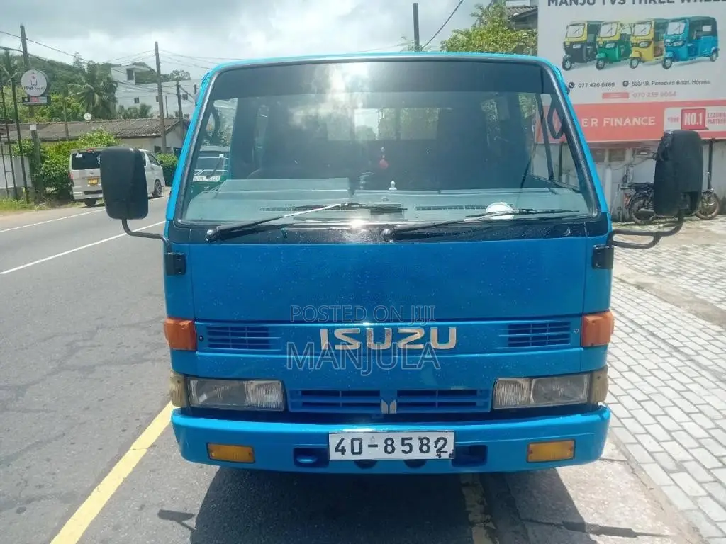 Isuzu TLD 1980 Crew Cab (Used)